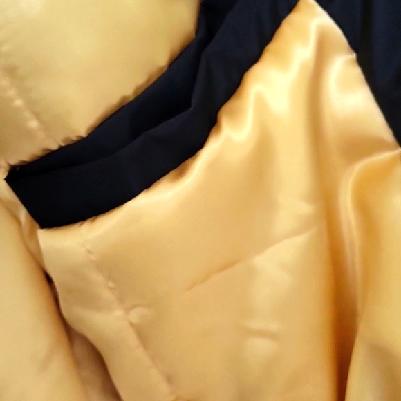 Black Bomber Jacket Gold Zipper Yellow Liner Fresh Laundry - Picture 8 of 11